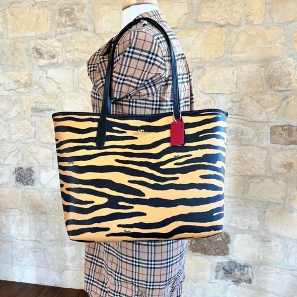 Coach Zebra Print City tote & wallet set brown black NWT - Picture 12 of 15